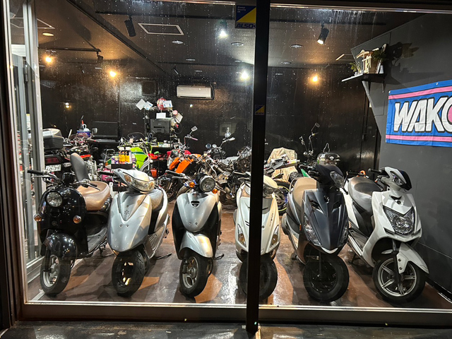 TAKE ONE R254店店舗画像